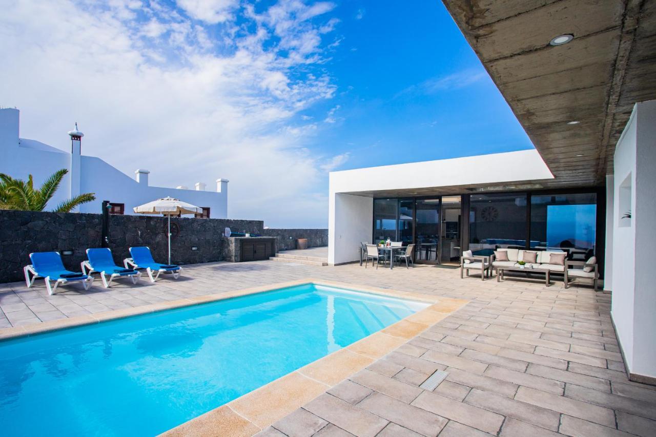 Eslanzarote Eco Villa Tony, Heated Pool, Jacuzzi, Sat Tv, Super Wifi La Costa Eksteriør billede