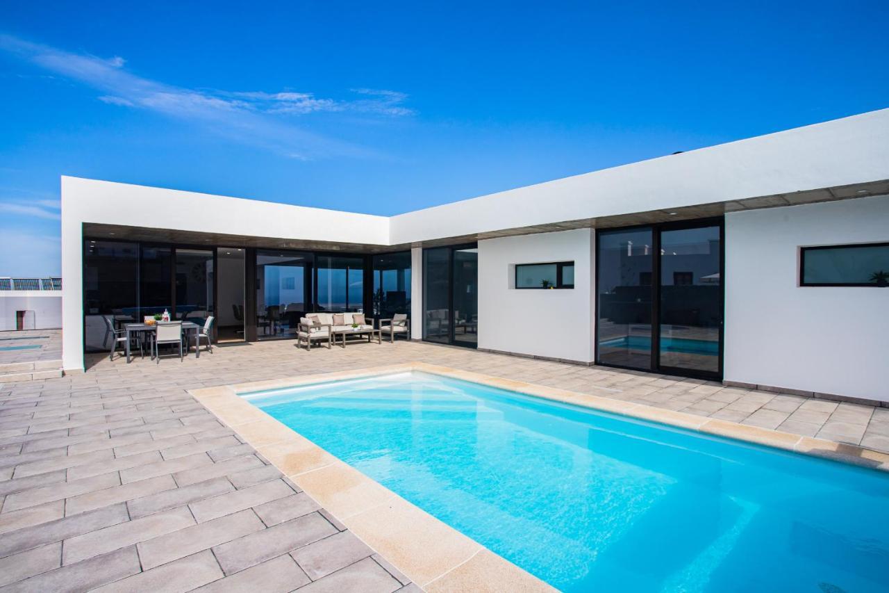 Eslanzarote Eco Villa Tony, Heated Pool, Jacuzzi, Sat Tv, Super Wifi La Costa Eksteriør billede