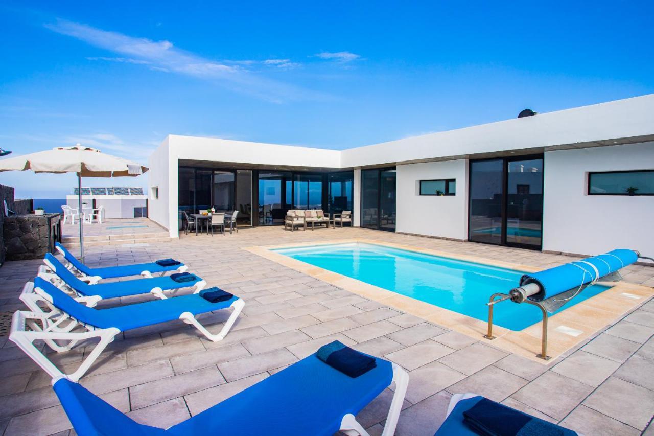 Eslanzarote Eco Villa Tony, Heated Pool, Jacuzzi, Sat Tv, Super Wifi La Costa Eksteriør billede
