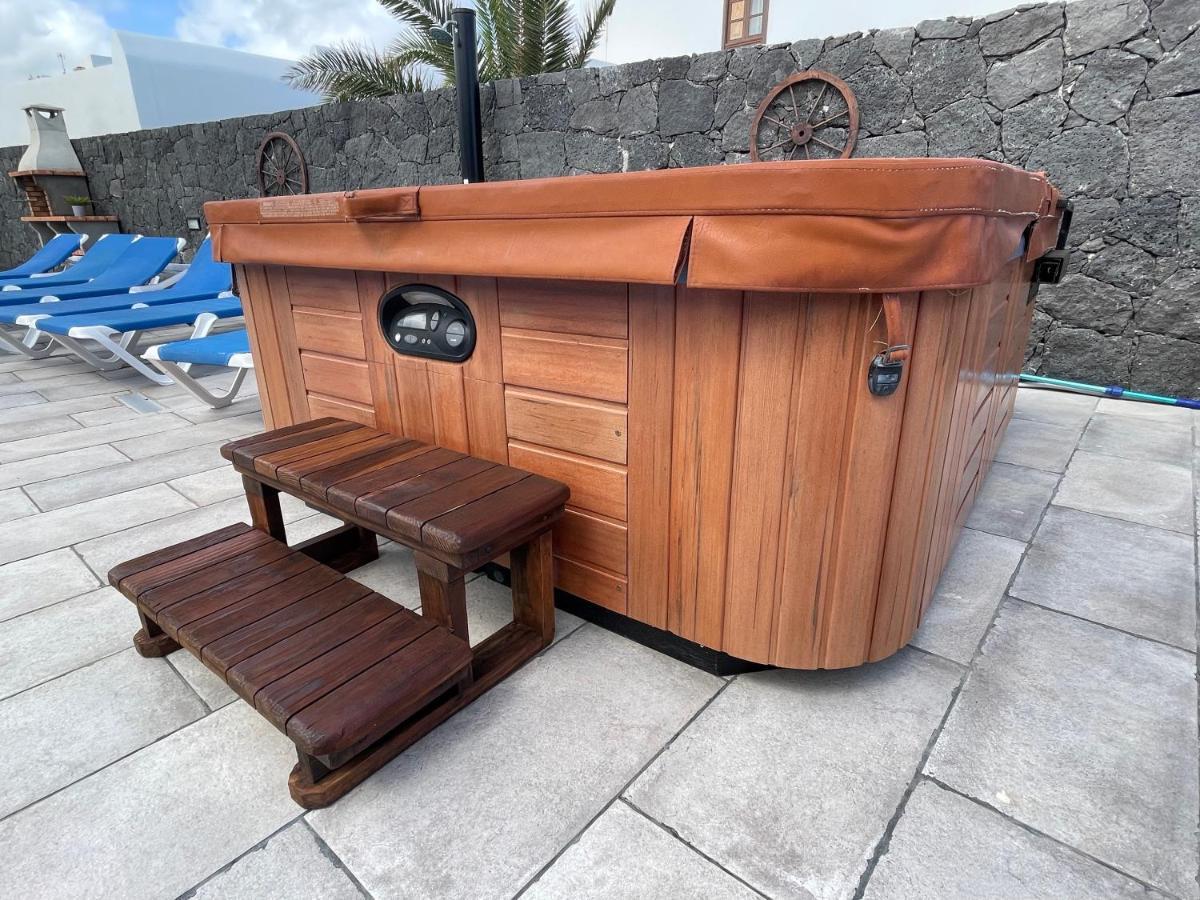 Eslanzarote Eco Villa Tony, Heated Pool, Jacuzzi, Sat Tv, Super Wifi La Costa Eksteriør billede